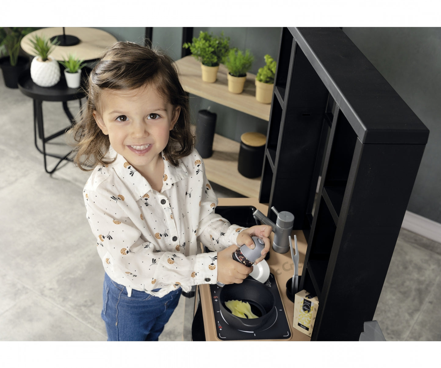 SMOBY Kitchen Loft – Urban Style Kitchen Includes 32 Accessories